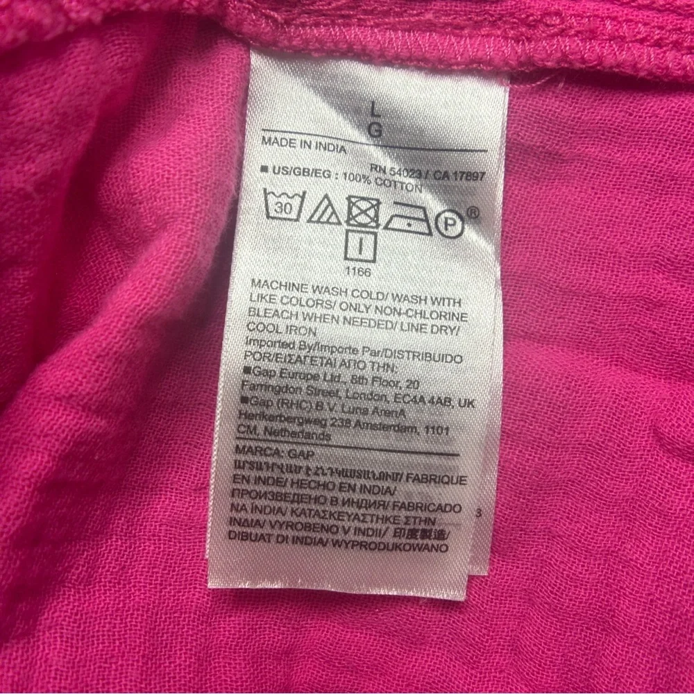 EUC GAP Pink Button-Down Shirt Size L - Picture 10 of 13